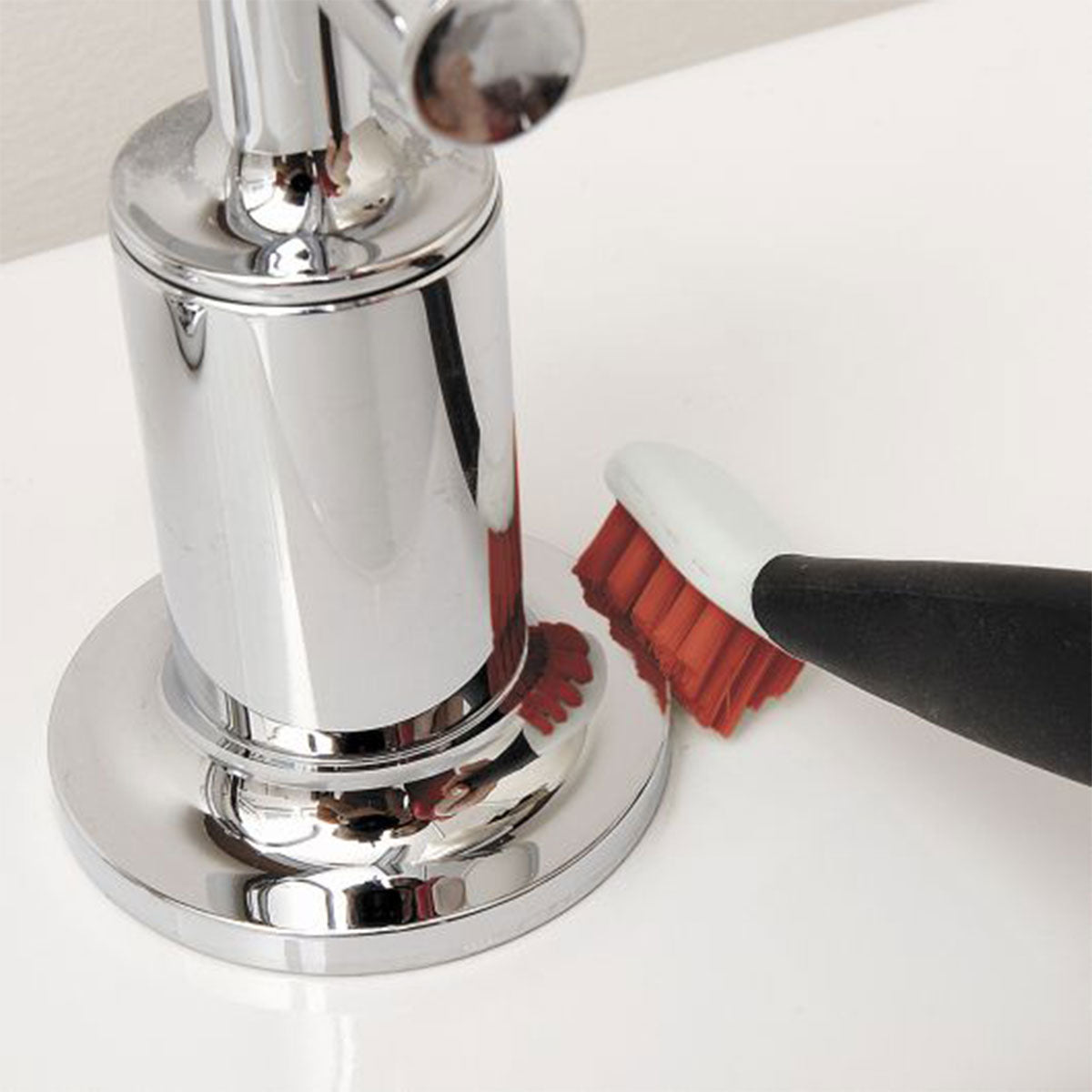 Juego de cepillos de limpieza profunda OXO (2 cepillos, rojo)