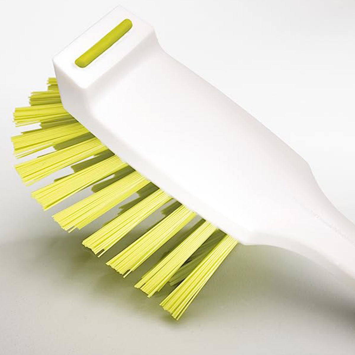 Cepillo Edge™ para platos con apoyo para fregadero incorporado Joseph Joseph