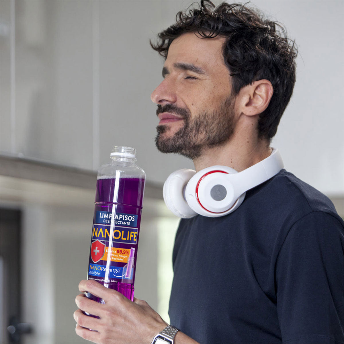 Limpiapisos desinfectante aroma lavanda 1 litro más recarga 30 ml diluible rinde hasta 1 litro Nanolife. 🇨🇱🍃 Producto Chileno Sustentable